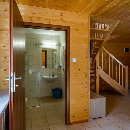 Morska Osada Blisko Morza קריניצה מורסקה