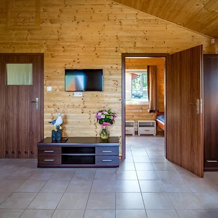 Morska Osada Blisko Morza קריניצה מורסקה