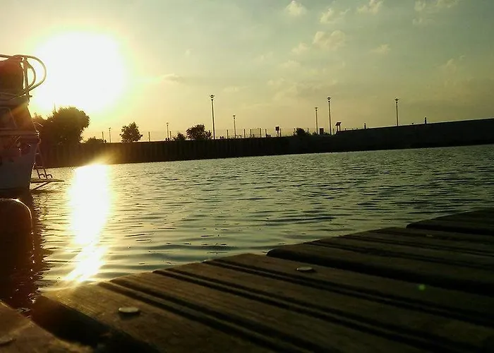 Morska Osada Blisko Morza Krynica Morska